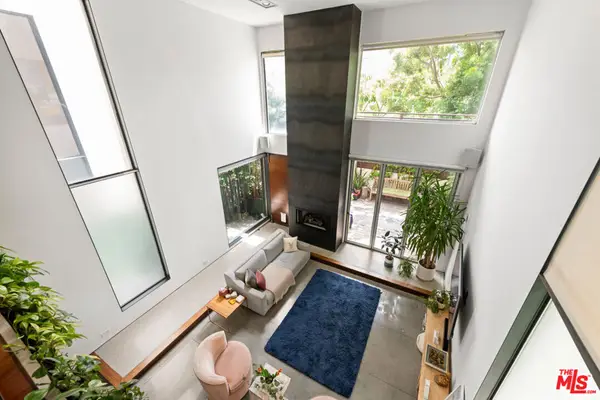 417 Venice Way, Venice, CA 90291