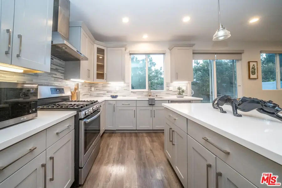 15602 Lilli Way, Van Nuys, CA 91406 - #3