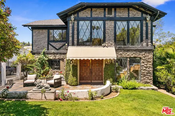 2402 Hollyridge Drive, Los Angeles, CA 90068