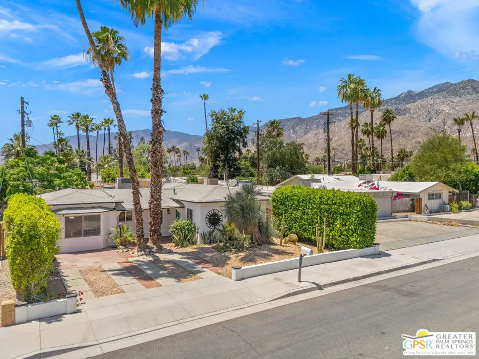 1345 E Camino Primrose, Palm Springs, CA 92264 - #1