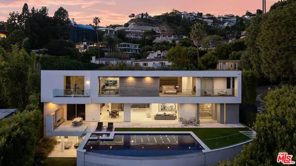 1401 Londonderry Place, Los Angeles, CA 90069