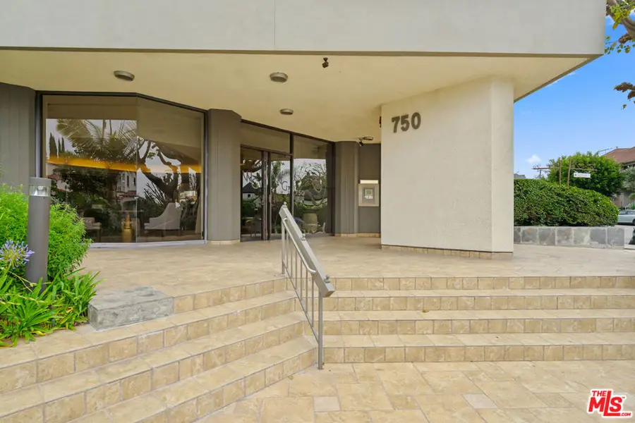 750 S Spaulding Avenue #305, Los Angeles, CA 90036 - #3