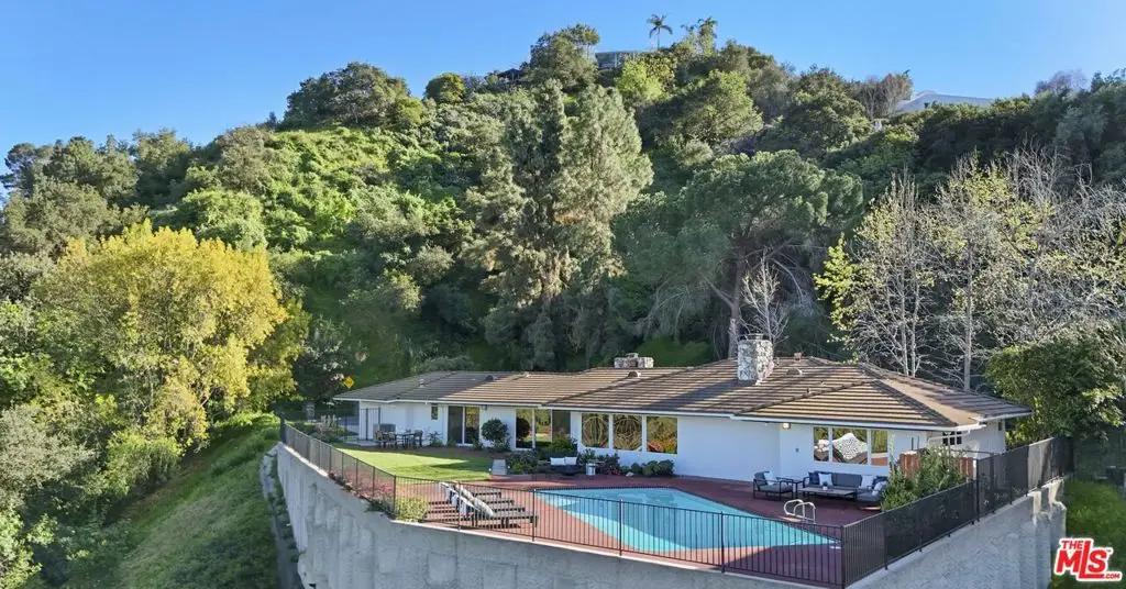 11107 Mountcastle Drive, Studio City, CA 91604 - #1