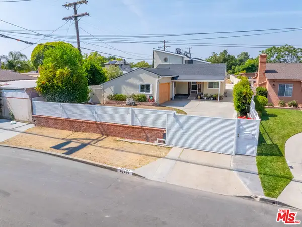 10741 Stagg Street, Sun Valley, CA 91352