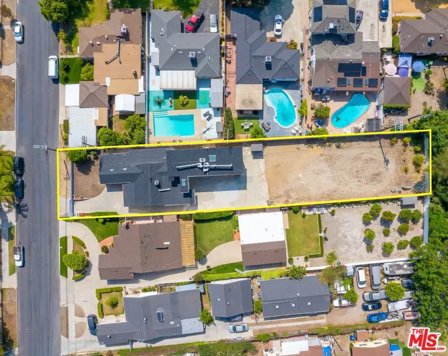 10741 Stagg Street, Sun Valley, CA 91352 - #2