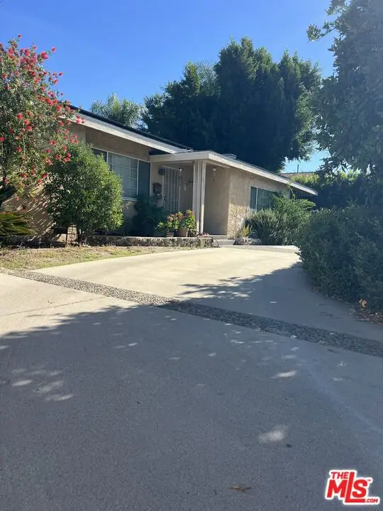 9278 Kewen Avenue, Sun Valley, CA 91352 - #2