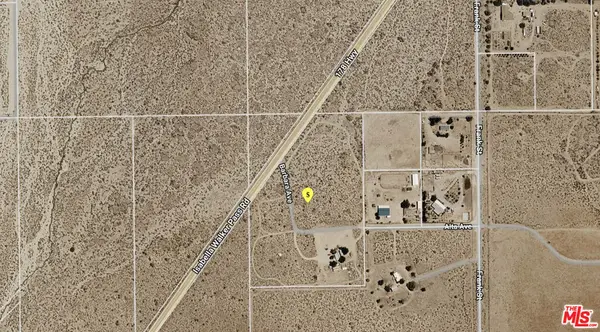 11100 Dobbins Street, Onyx, CA 93255