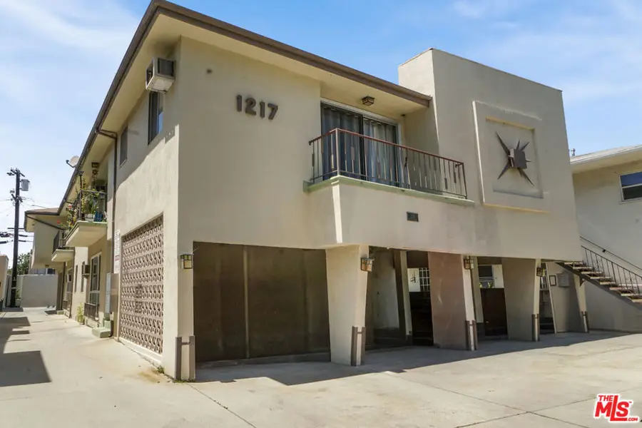 1217 S Orange Grove Avenue, Los Angeles, CA 90019 - #2