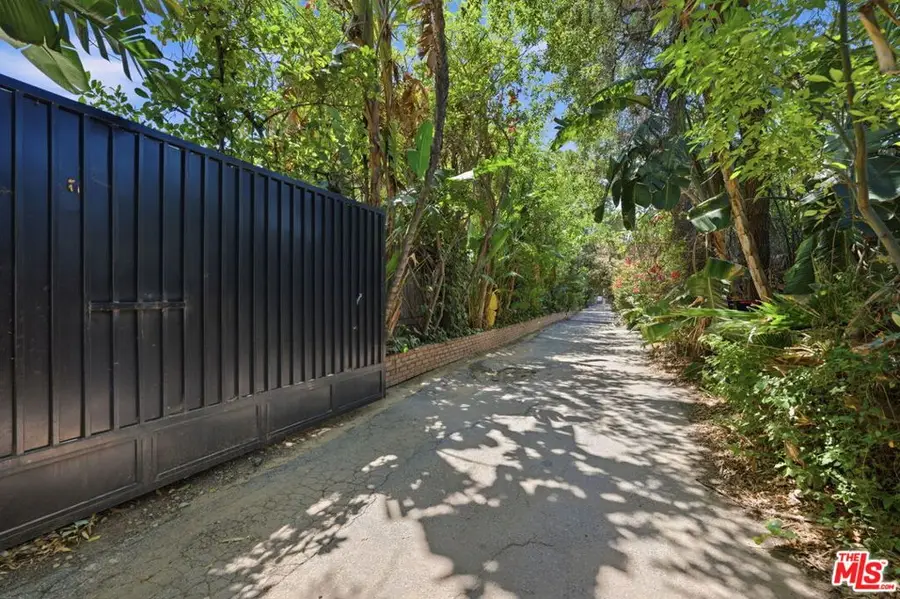 5457 Encino Avenue, Encino, CA 91316 - #3