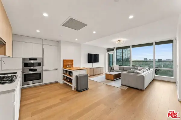 877 Francisco Street #1716, Los Angeles, CA 90017