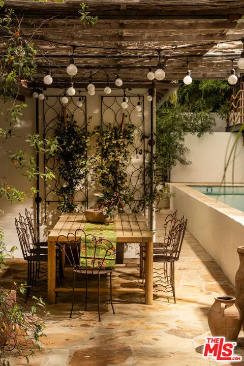 2017 N Gramercy Place, Los Angeles, CA 90068 - #2