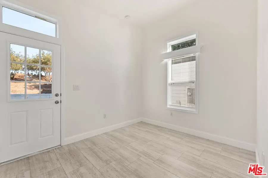 8250 Lankershim Boulevard #185, North Hollywood, CA 91605 - #2
