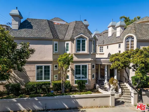 9001 Dayton Way #D, Beverly Hills, CA 90211