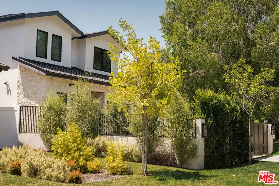 4651 Morse Avenue, Sherman Oaks, CA 91423 - #2