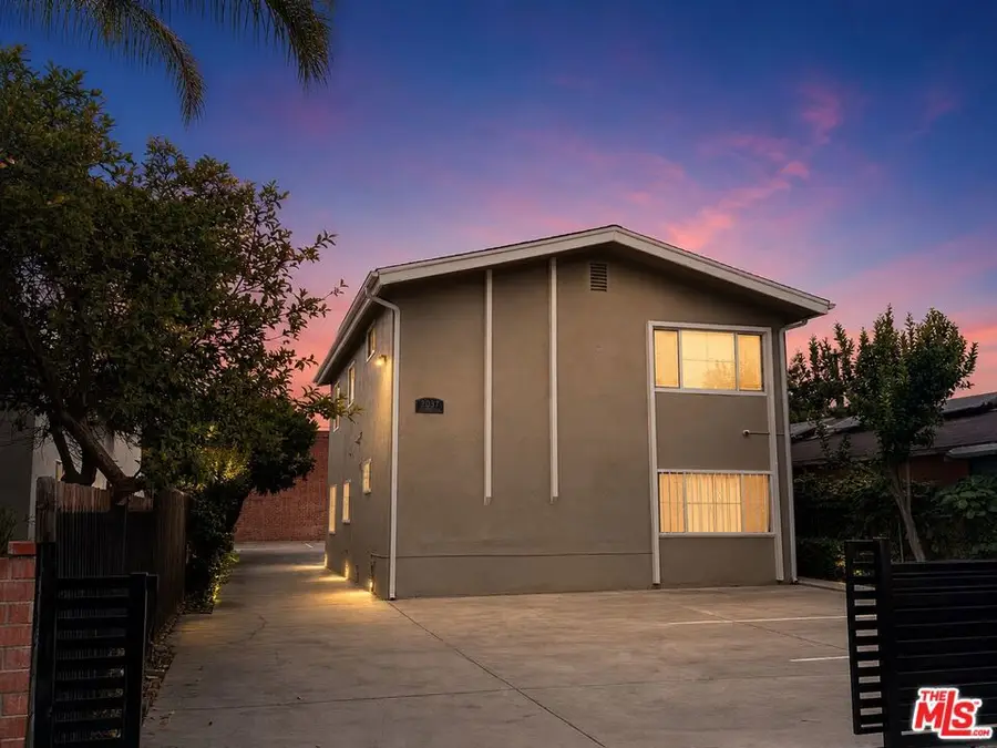 2037 S Burnside Avenue, Los Angeles, CA 90016 - #2