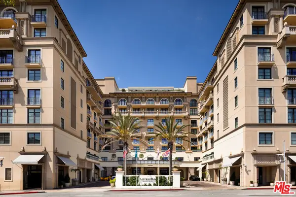 225 N Canon Drive #7D, Beverly Hills, CA 90210