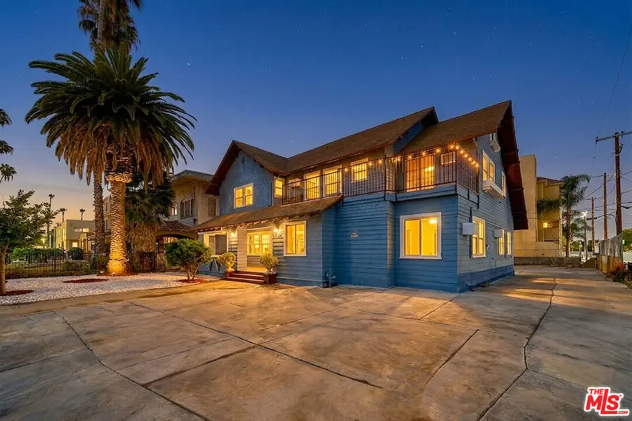2205 S Hobart Boulevard, Los Angeles, CA 90018 - #2