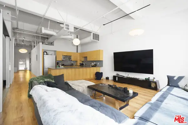 1130 S Flower Street #215, Los Angeles, CA 90015