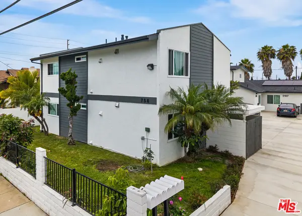 758 W 20th Street, Costa Mesa, CA 92627