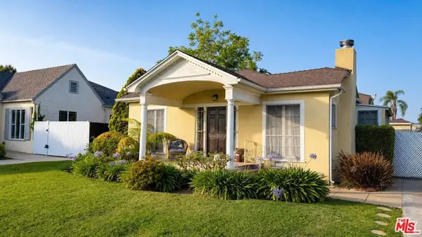 330 N Gower Street, Los Angeles, CA 90004
