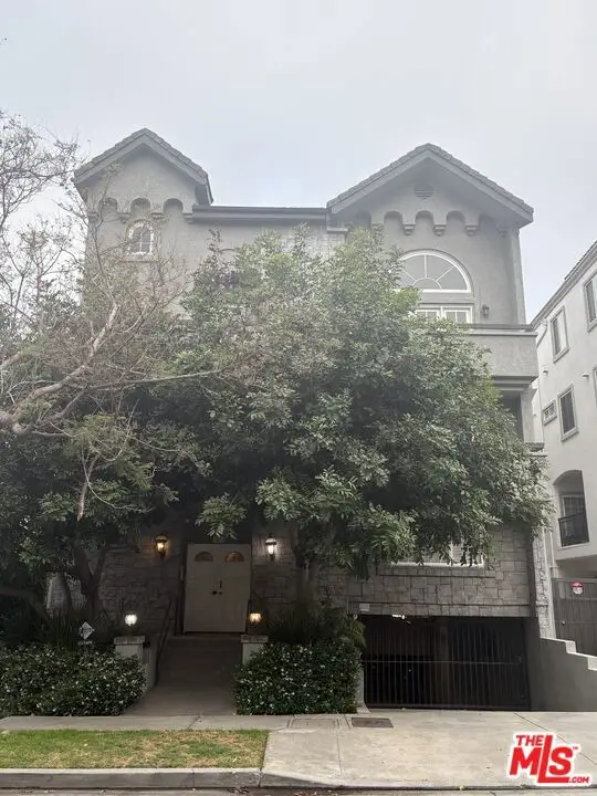 1431 Camden Avenue #303, Los Angeles, CA 90025