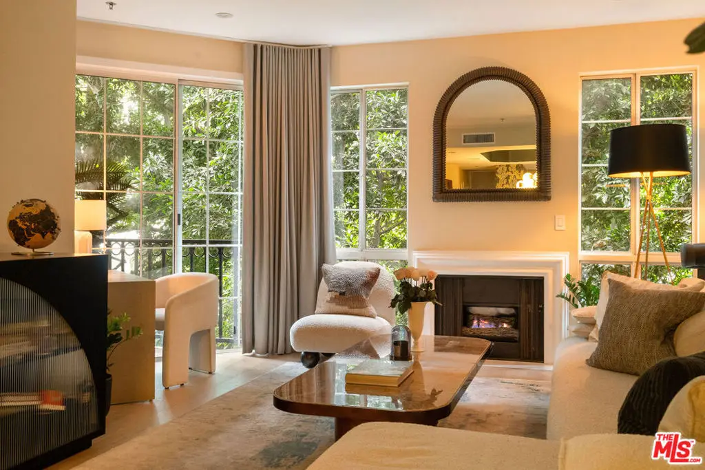 585 N Rossmore Avenue #407, Los Angeles, CA 90004 - #1