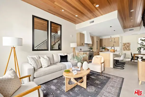1011 N Ogden Drive #103, West Hollywood, CA 90046