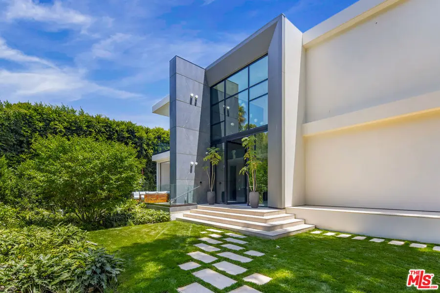 120 N Glenroy Avenue, Los Angeles, CA 90049 - #3
