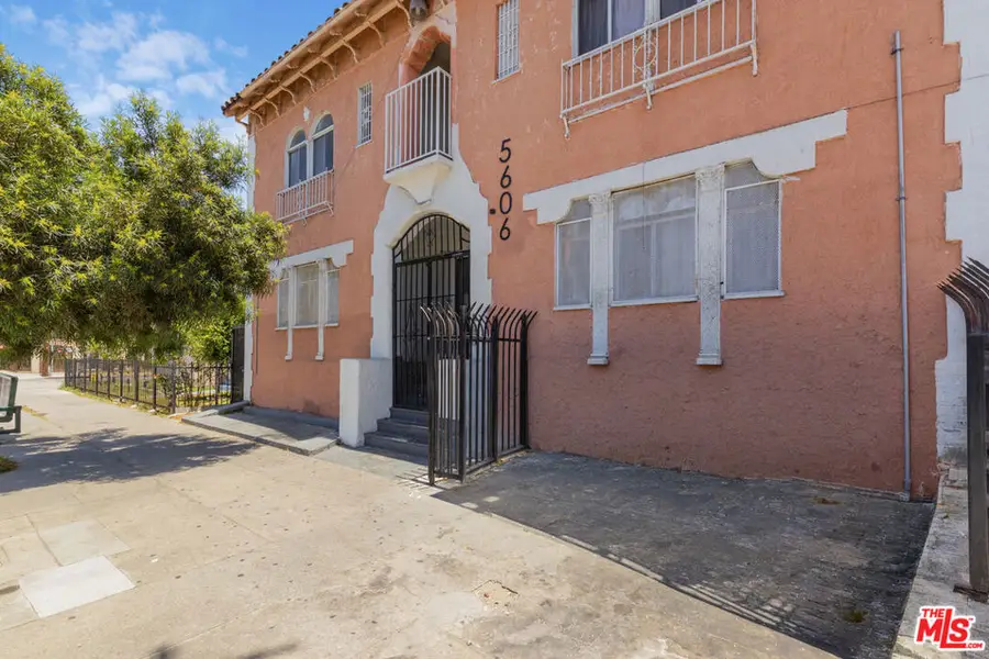 5606 S Figueroa Street, Los Angeles, CA 90037 - #3