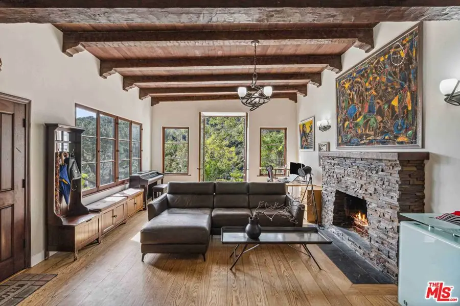 10037 Reevesbury Drive, Beverly Hills, CA 90210 - #2