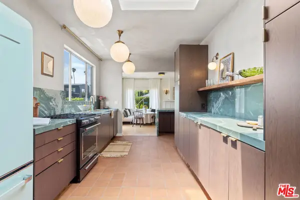 818 Palms Boulevard, Venice, CA 90291