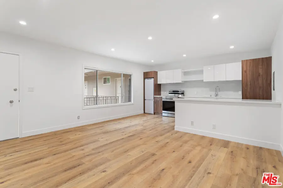 2002 4th Street #203, Santa Monica, CA 90405 - #3