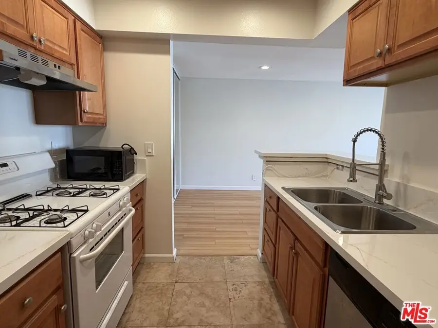 1118 Valencia Street #219, Los Angeles, CA 90015 - #3