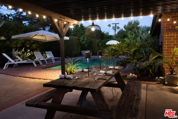 22429 Bessemer Street, Los Angeles, CA 91367