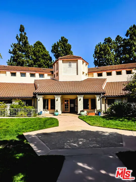 501 Palisades Drive #317, Pacific Palisades, CA 90272