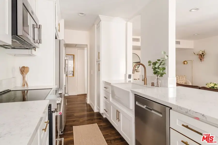 1010 Palm Avenue #106, West Hollywood, CA 90069 - #3