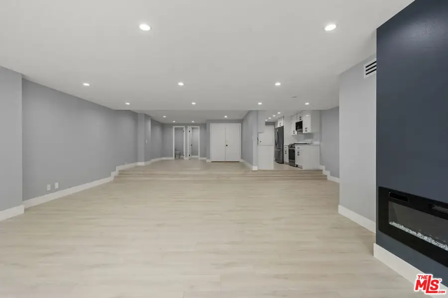 441 N Oakhurst Drive #206, Beverly Hills, CA 90210 - #2