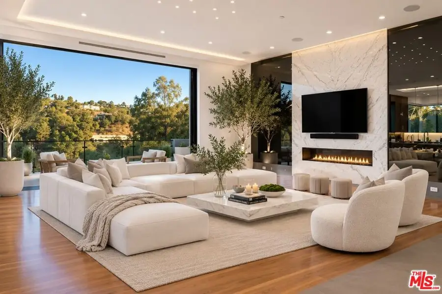2358 Kimridge Road, Beverly Hills, CA 90210 - #3