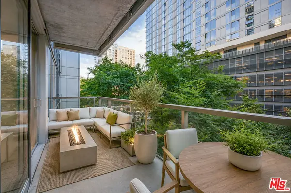 1155 S Grand Avenue #419, Los Angeles, CA 90015