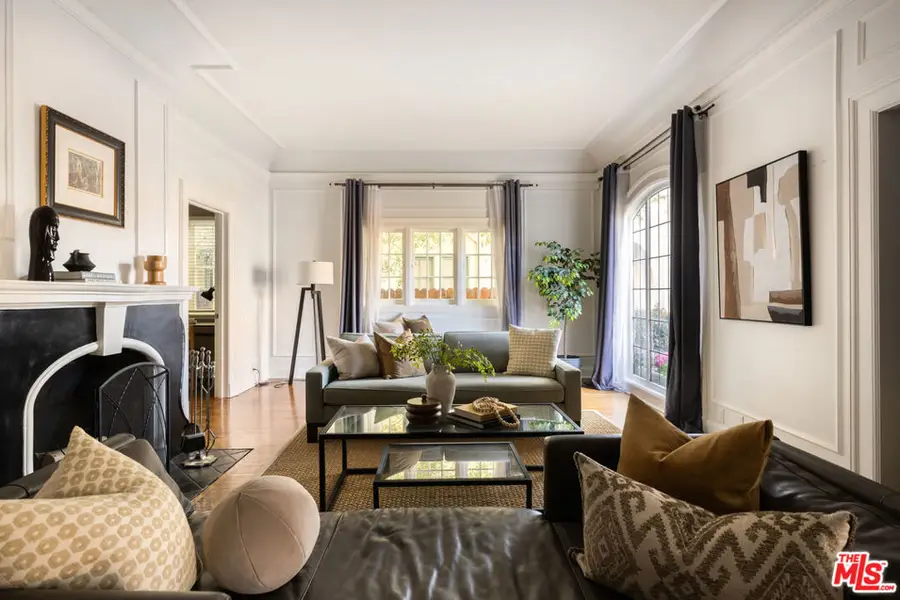 6148 San Vicente Boulevard, Los Angeles, CA 90048 - #2