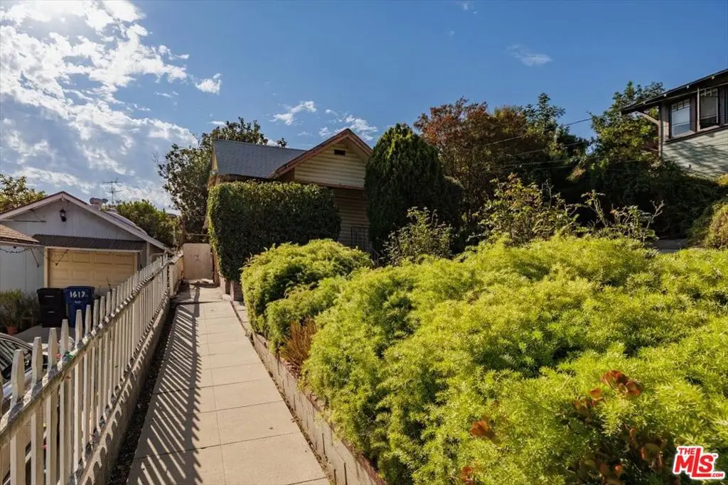 1621 Mohawk Street, Los Angeles, CA 90026 - #1