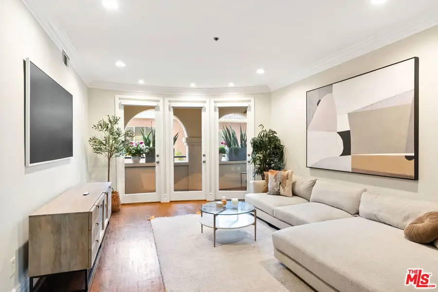 10364 Almayo Avenue #205, Los Angeles, CA 90064 - #2
