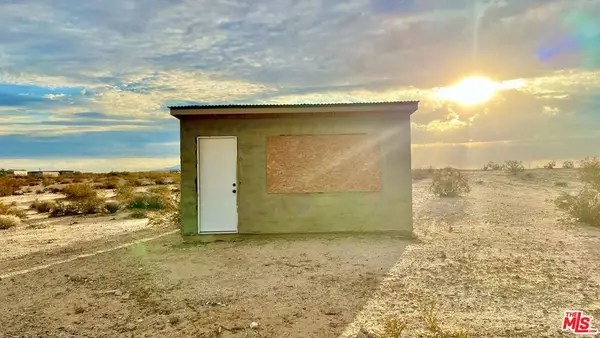 1020 Shoshore Valley Road, 29 Palms, CA 92277