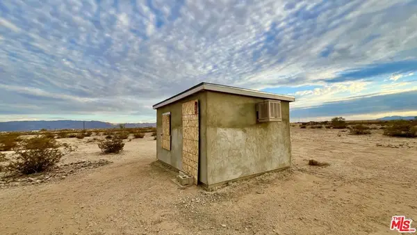 660 High Noon Road, Twentynine Palms, CA 92277