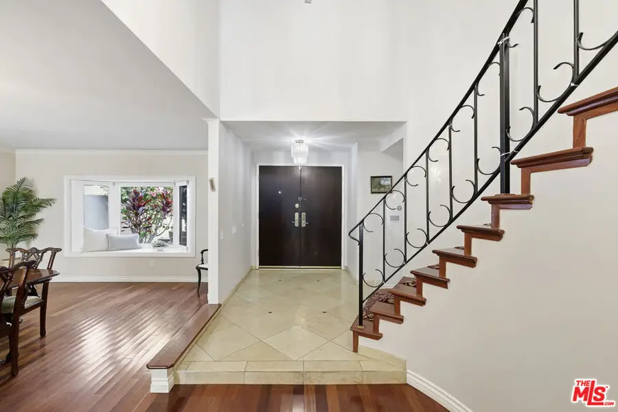 5507 Bluebell Avenue, Valley Village, CA 91607 - #3
