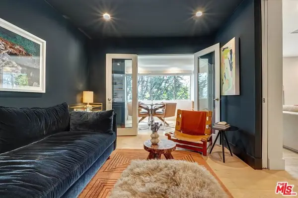 930 California Avenue #301, Santa Monica, CA 90403