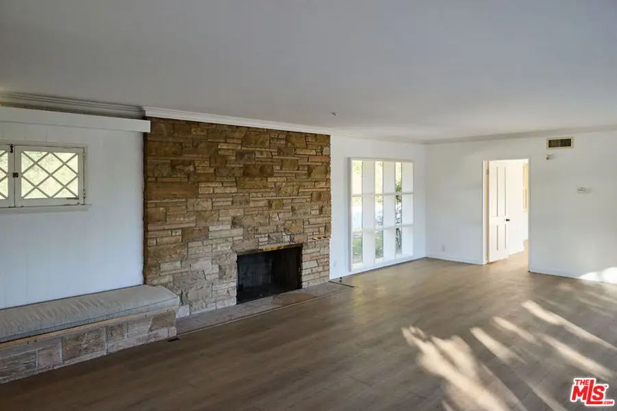 11222 Bellagio Road, Los Angeles, CA 90049 - #2