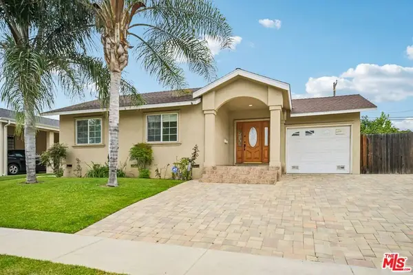 17550 Collins Street, Encino, CA 91316