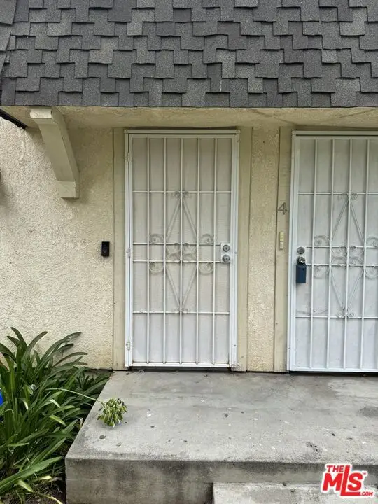 6511 Wystone Avenue #3, Reseda, CA 91335