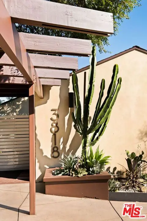 3818 Roderick Road, Los Angeles, CA 90065 - #3